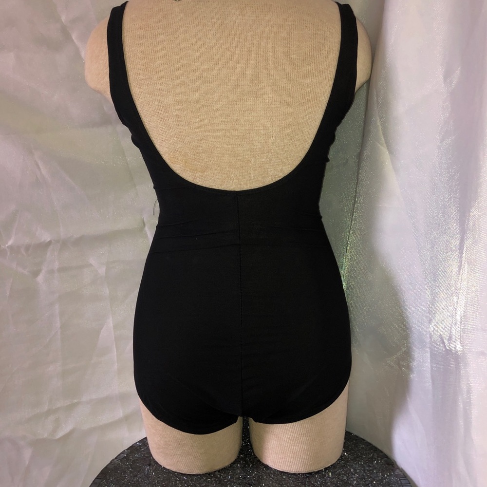 Black swim suit